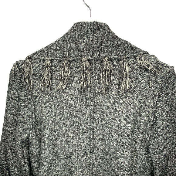Kensie Boho 3/4 Sleeve Open Front Fringe Cardigan Gray Extra Small - Picture 7 of 8